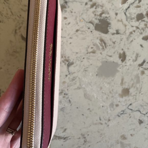 EUC Like  New Michael Kors Leather Continental Blush & Burgundy Wallet - Picture 3 of 5